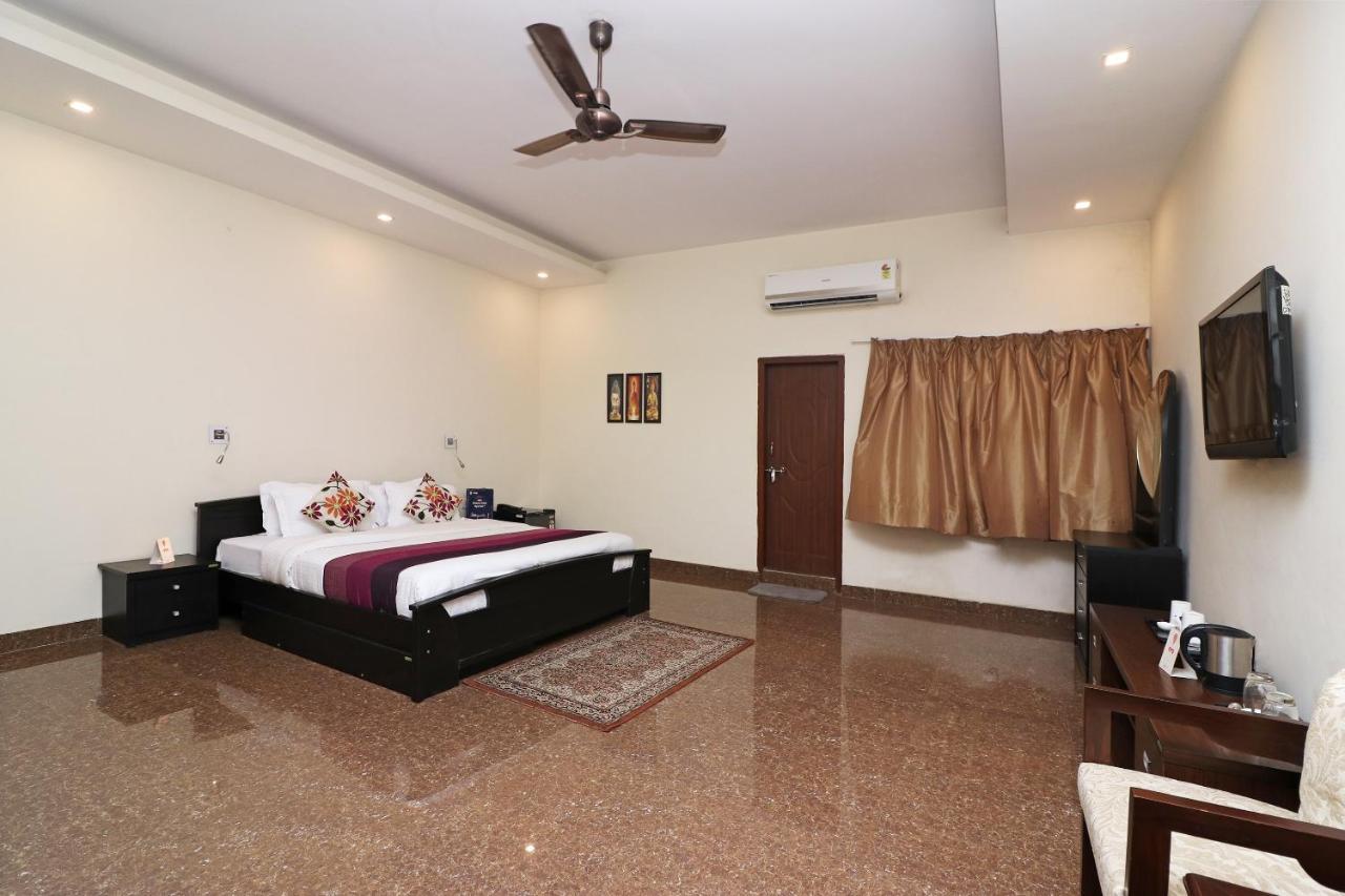 Hotel Oyo 14890 Siddharth *