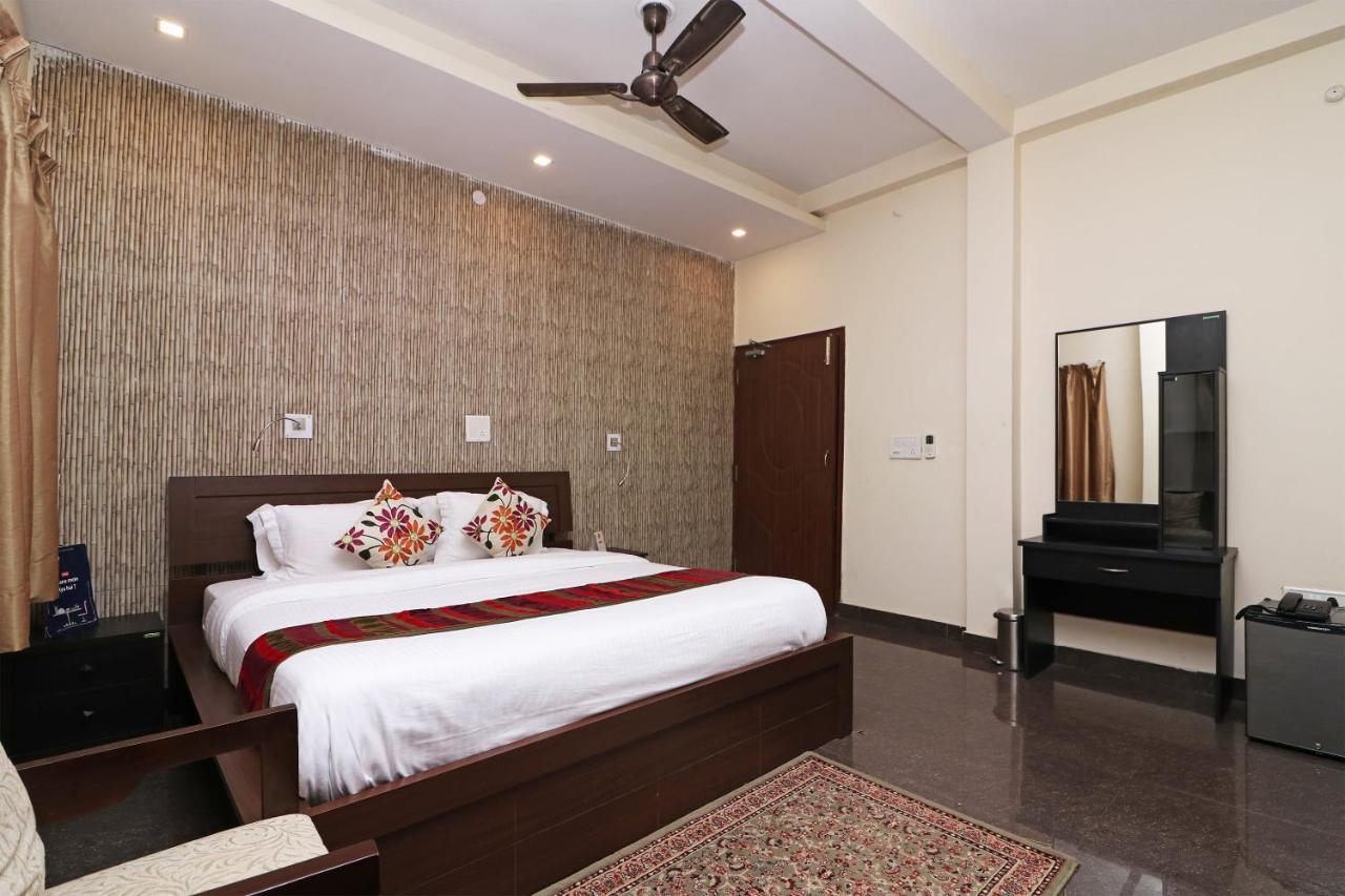 Hotel Oyo 14890 Siddharth *